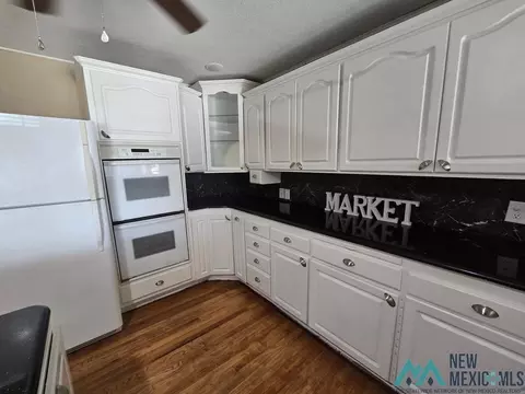 Kitchen - 108 Park Dr, Clovis, NM 88101 photo 5 of 5