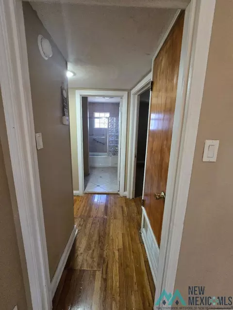 Entry Way - 108 Park Dr, Clovis, NM 88101 photo 1 of 2