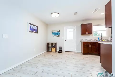 Entry Way - 2708 E 14th St, Clovis, NM 88101 photo 1 of 1
