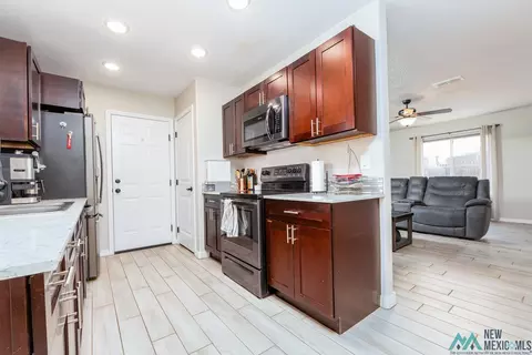Kitchen - 2708 E 14th St, Clovis, NM 88101 photo 2 of 2
