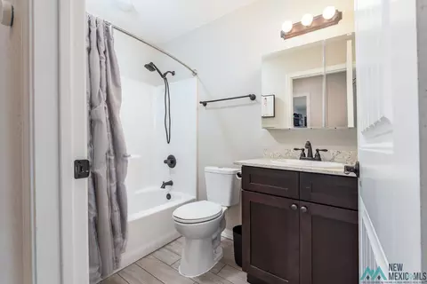 Bath - 2708 E 14th St, Clovis, NM 88101 photo 2 of 2