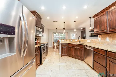 3920 Mariah Dr, Clovis, NM 88101 photo 17