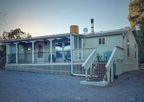 117 Mirasol Rd, Las Vegas, NM 87701