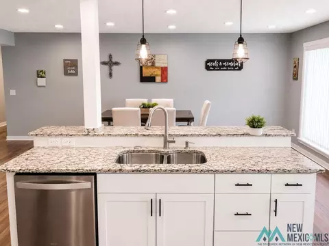 Kitchen - 2100 Miller St, Clovis, NM 88101 photo 7 of 10