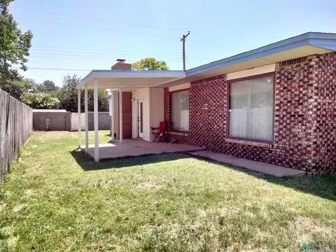 Exterior - 2100 Miller St, Clovis, NM 88101 photo 9 of 12