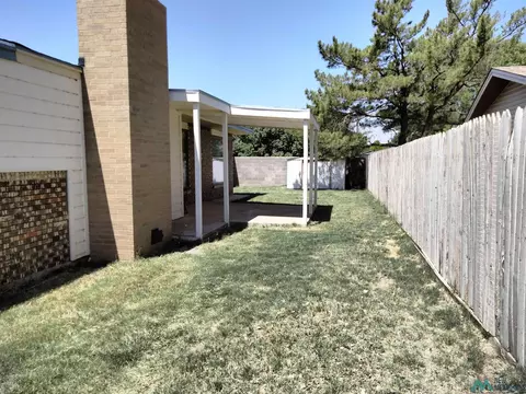 Exterior - 2100 Miller St, Clovis, NM 88101 photo 11 of 12