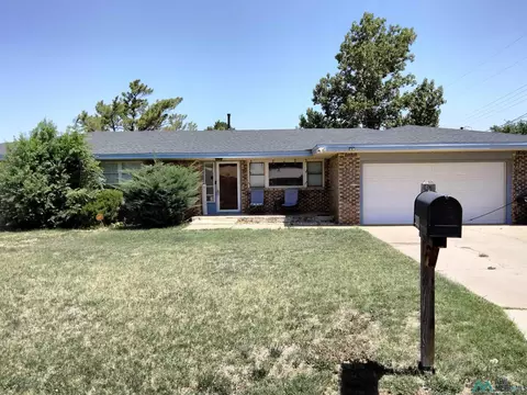 Exterior - 2100 Miller St, Clovis, NM 88101 photo 2 of 12