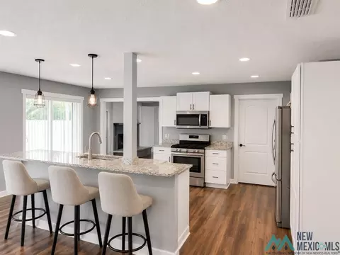 Kitchen - 2100 Miller St, Clovis, NM 88101 photo 1 of 10