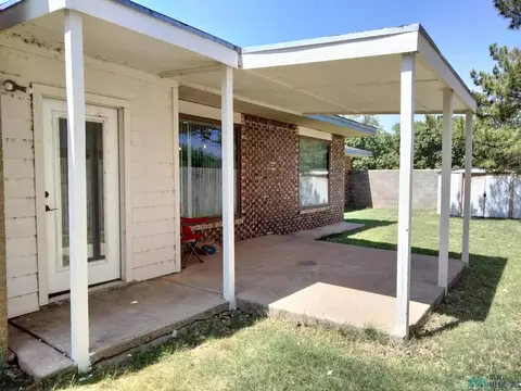 Exterior - 2100 Miller St, Clovis, NM 88101 photo 10 of 12
