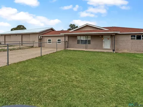4311 Mescalero St, Carlsbad, NM 88220