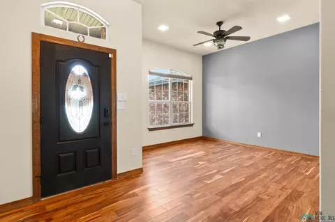 Entry Way - 2009 Kearny, Clovis, NM 88101 photo 1 of 2