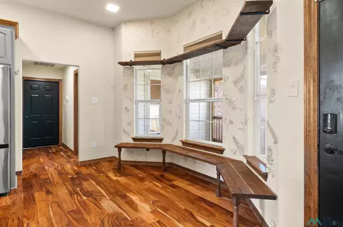 Entry Way - 2009 Kearny, Clovis, NM 88101 photo 2 of 2