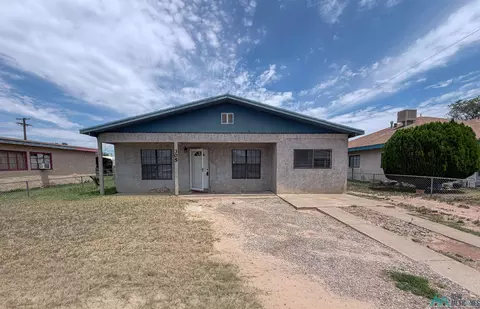 305 E Frazier St, Roswell, NM 88203