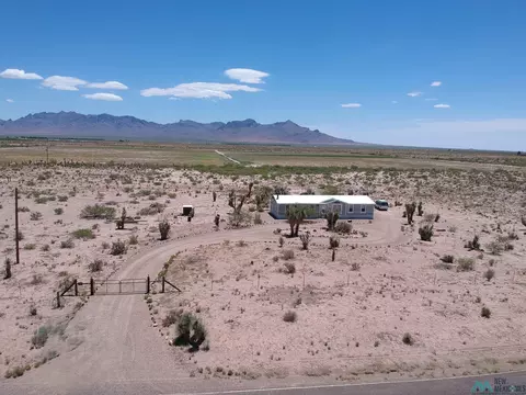 13815 Lucca Rd SW, Deming, NM 88030