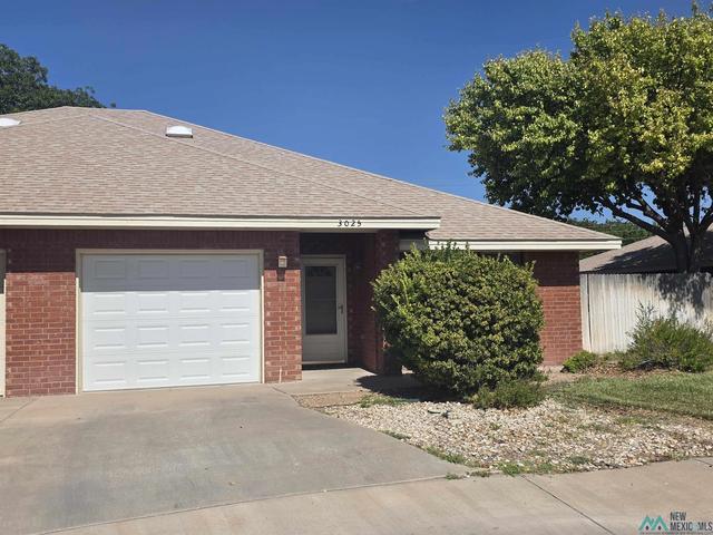 3025 Alhambra Dr, Roswell, NM 88201