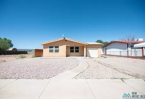 1417 Pinon Dr, Milan, NM 87021