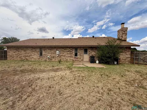 Exterior - 2012 Stone Pl, Clovis, NM 88101 photo 5 of 5