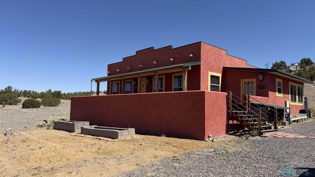 17 Deer Circle Rd, Quemado, NM 87829