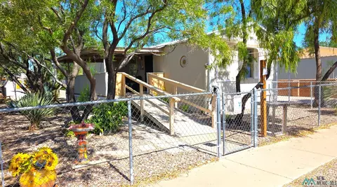 3204 Las Cuces St, Deming, NM 88030