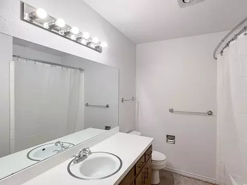 Bath - 3633 Linkwood, Clovis, NM 88101 photo 2 of 2