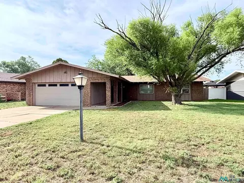 Exterior - 3633 Linkwood, Clovis, NM 88101 photo 2 of 4