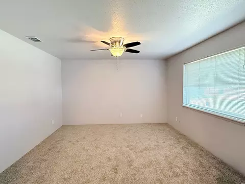 Living - 3633 Linkwood, Clovis, NM 88101 photo 4 of 5