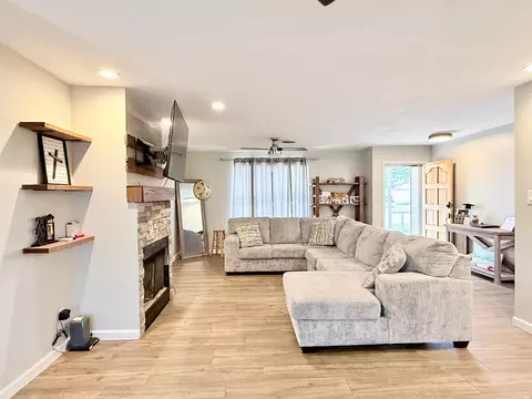 Living - 2708 Harrison Ave, Clovis, NM 88101 photo 2 of 4