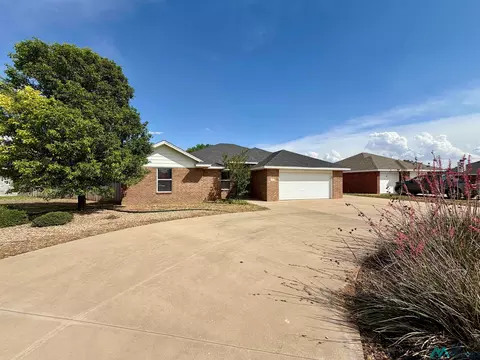 Exterior - 4621 Sandstone Dr, Clovis, NM 88101 photo 5 of 5