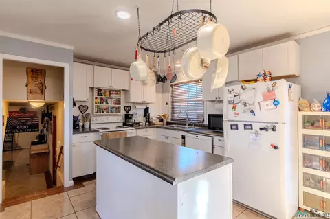 Kitchen - 1560 Westchester St, Clovis, NM 88101 photo 1 of 2