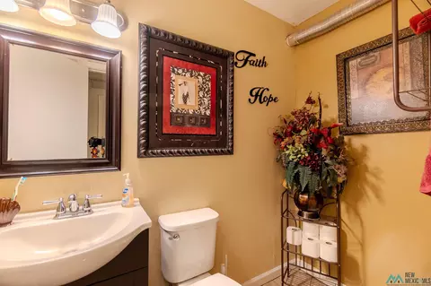 Bath - 1560 Westchester St, Clovis, NM 88101 photo 3 of 3