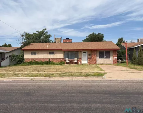 1827 N Steven Dr, Hobbs, NM 88240
