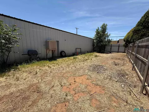 Exterior - 1600 N Lea St, Clovis, NM 88101 photo 5 of 5