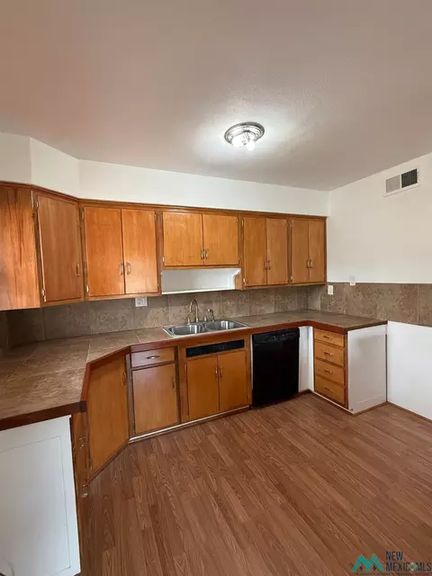 Kitchen - 2204 Wallace St, Clovis, NM 88101 photo 2 of 2