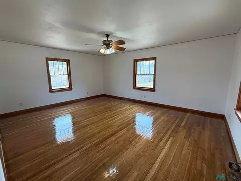 Living - 2204 Wallace St, Clovis, NM 88101 photo 4 of 5