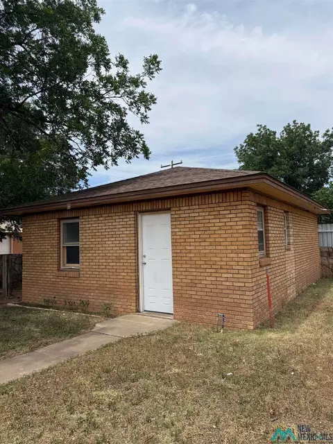 Exterior - 2204 Wallace St, Clovis, NM 88101 photo 3 of 3