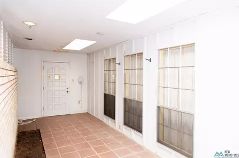 Entry Way - 2016 Wilshire, Clovis, NM 88101 photo 4 of 4