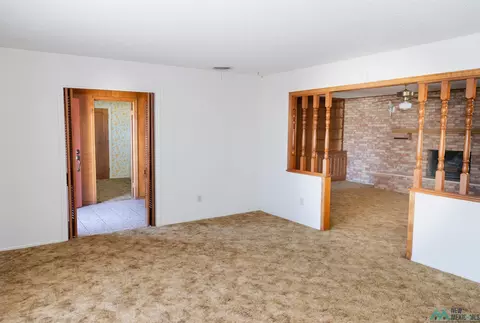 Living - 2016 Wilshire, Clovis, NM 88101 photo 5 of 18