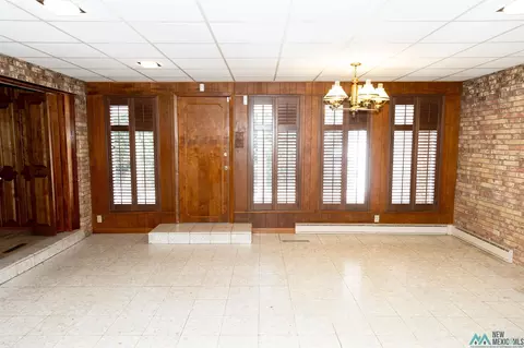 Living - 2016 Wilshire, Clovis, NM 88101 photo 15 of 18