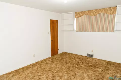Bedroom - 2016 Wilshire, Clovis, NM 88101 photo 7 of 8