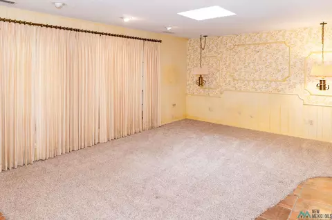 Living - 2016 Wilshire, Clovis, NM 88101 photo 16 of 18