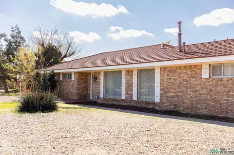 Exterior - 2016 Wilshire, Clovis, NM 88101 photo 4 of 17