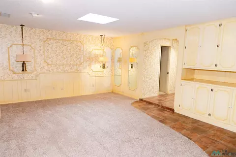 Living - 2016 Wilshire, Clovis, NM 88101 photo 18 of 18