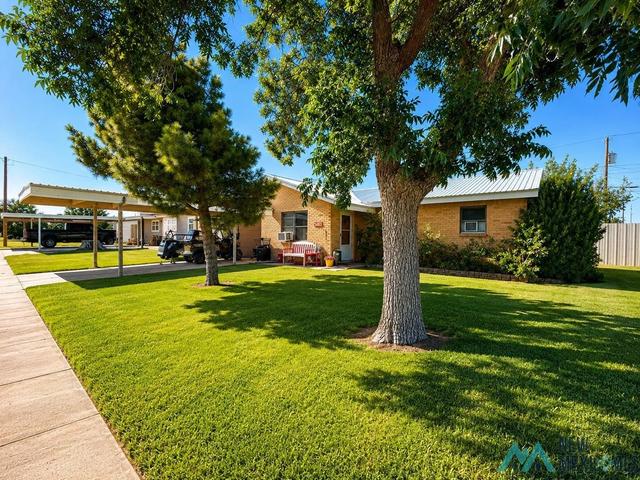 814 S Beech St, Jal, NM 88252