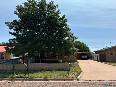 Exterior - 509 N Oak St, Clovis, NM 88101 photo 1 of 7