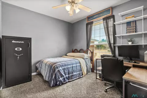 Bedroom - 2204 Enloe Dr, Clovis, NM 88101 photo 2 of 5