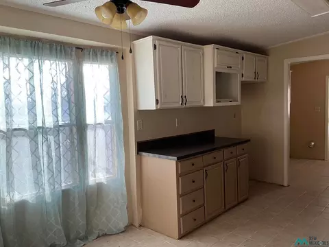 Kitchen - 1020 S Fork Dr, Clovis, NM 88101 photo 3 of 9