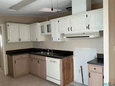 Kitchen - 1020 S Fork Dr, Clovis, NM 88101 photo 1 of 9