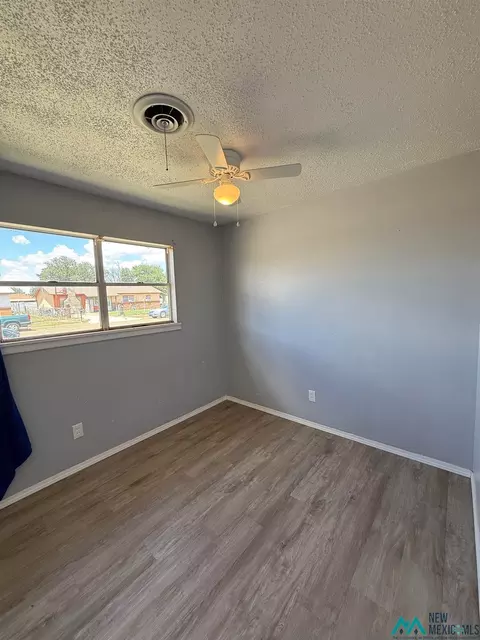 3009 Vinton St, Clovis, NM 88101 photo 8