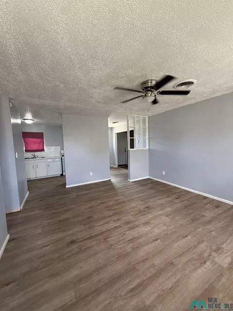 3009 Vinton St, Clovis, NM 88101 photo 2