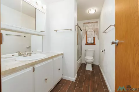 Bath - 15 Jill St, Clovis, NM 88101 photo 1 of 5